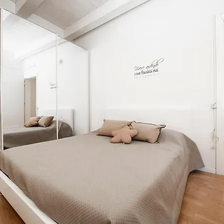 Apartment B-suite Pesaro, Mare & Stile *